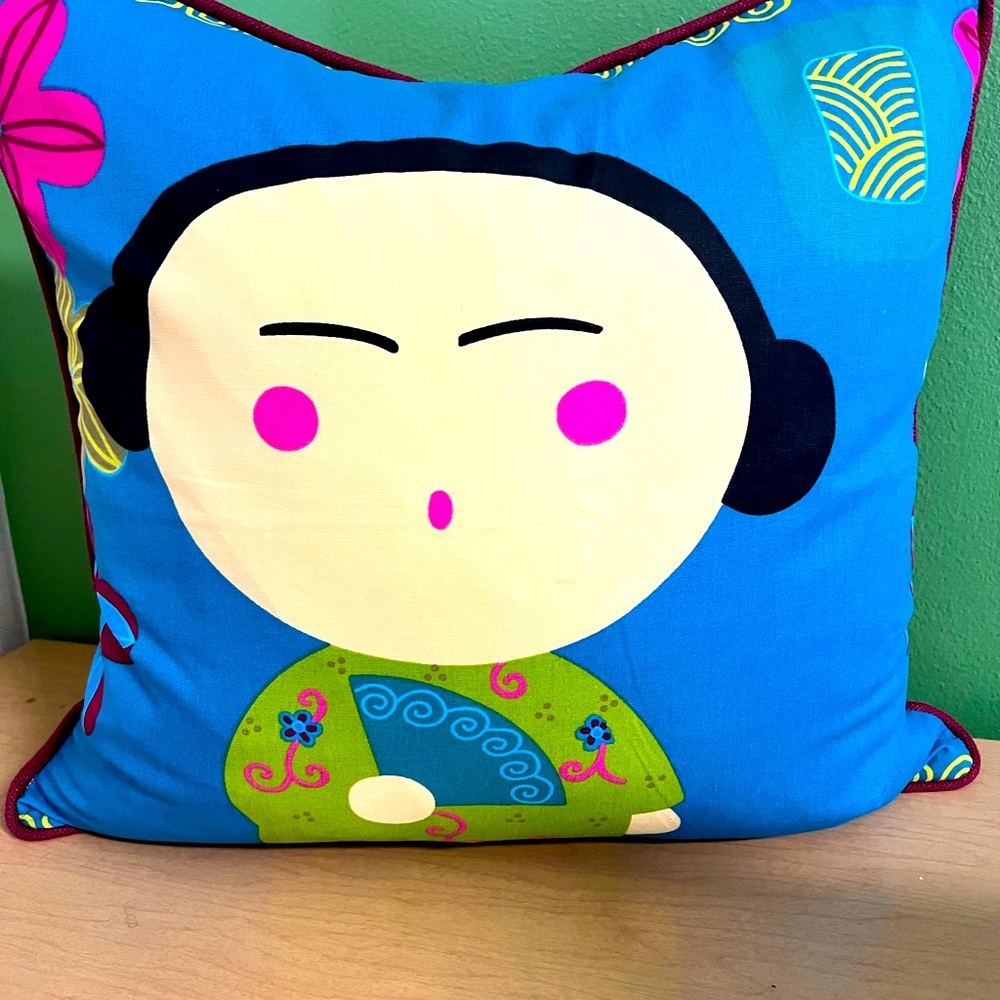 2 beautiful pillow covers